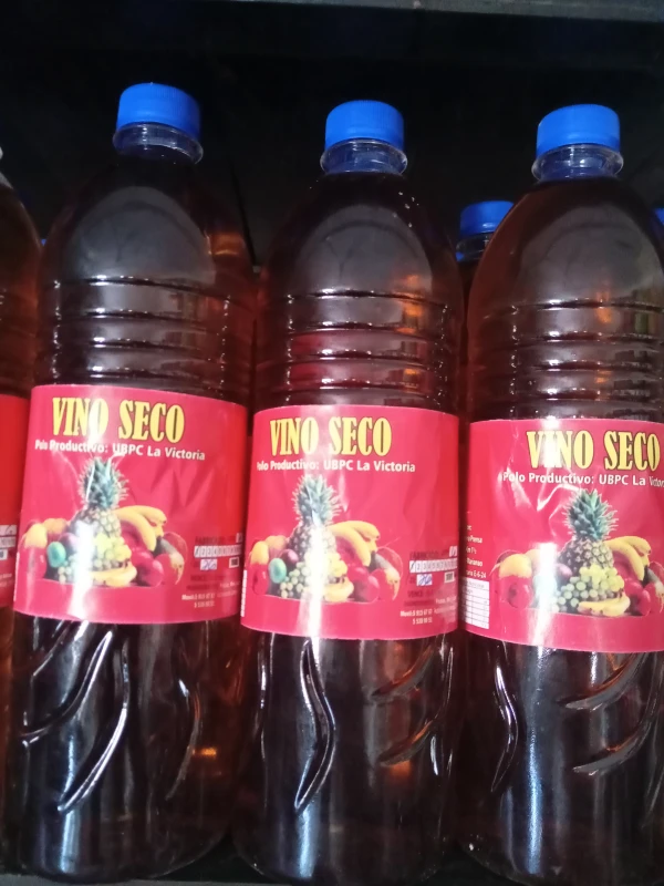 Vino seco's foto | La Bodeguita de 26 |  BizneCubano